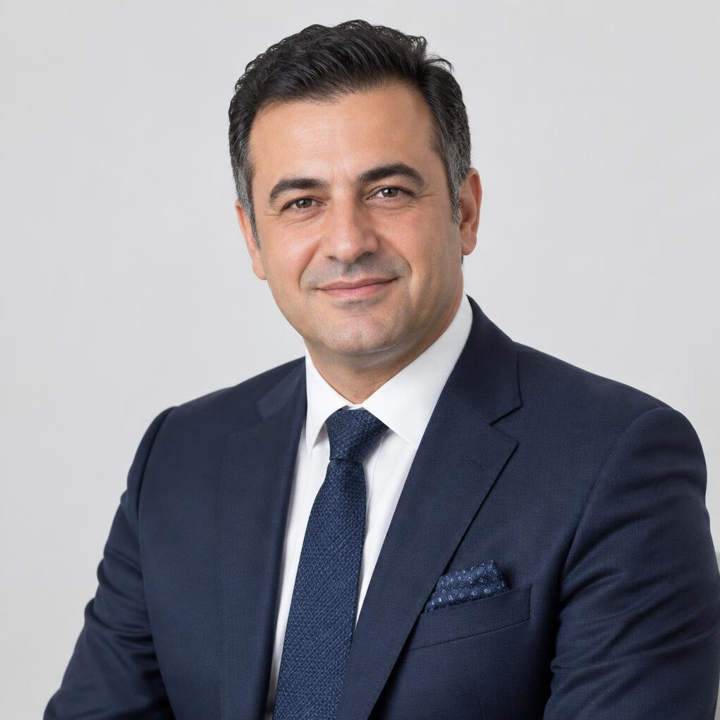 Turkish man broadcast conflict-resolution trainer